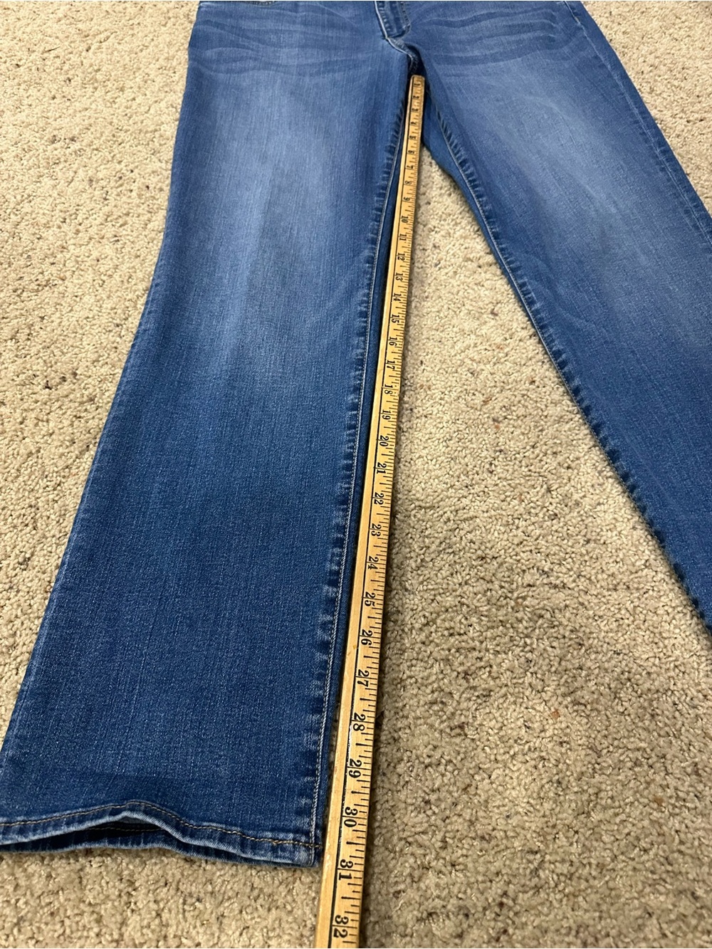 Kut From The Kloth Catherine Boyfriend Jeans Size 14 Medium Wash Denim - Picture 8 of 9